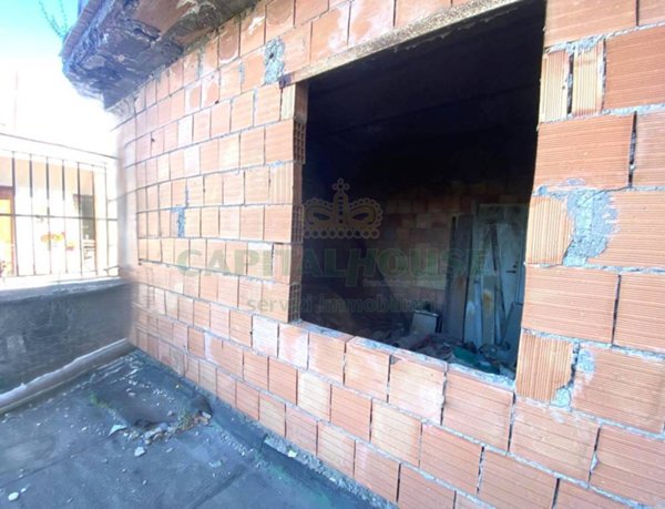casa indipendente in vendita a Saviano
