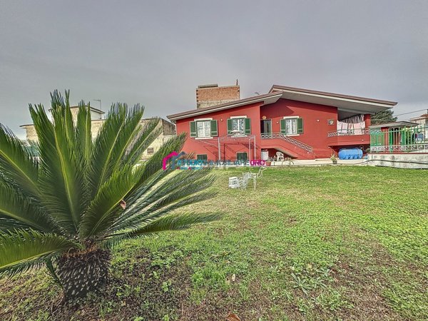 casa indipendente in vendita a Saviano