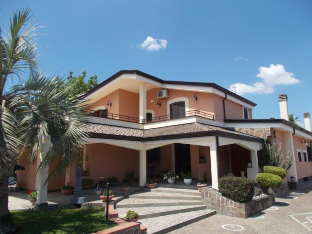 casa indipendente in vendita a Saviano in zona Piazzolla