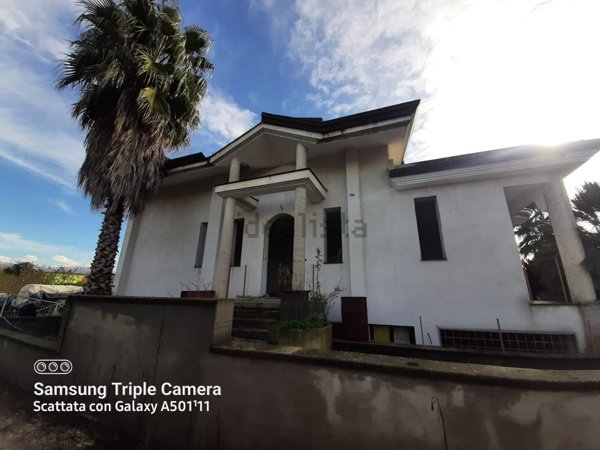 casa indipendente in vendita a Saviano