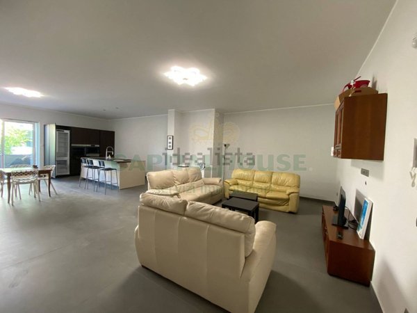 casa semindipendente in vendita a Saviano