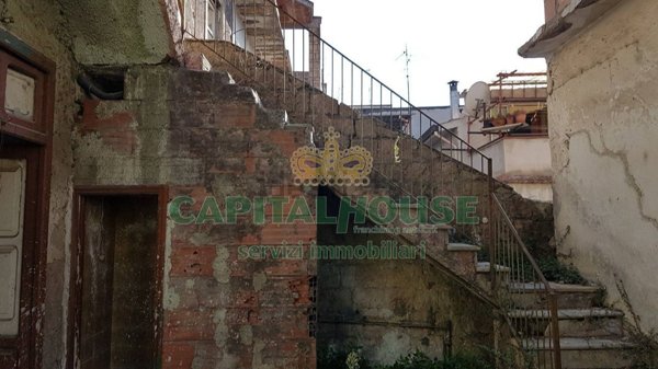 quadrivano in vendita a Saviano