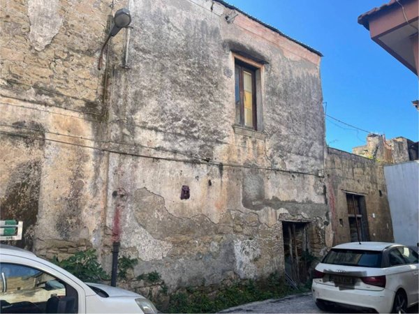 casa indipendente in vendita a Saviano