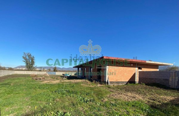 casa indipendente in vendita a Saviano