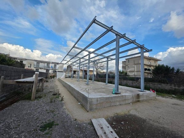 casa indipendente in vendita a Saviano