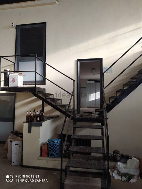 locale commerciale in vendita a Saviano in zona Fressuriello