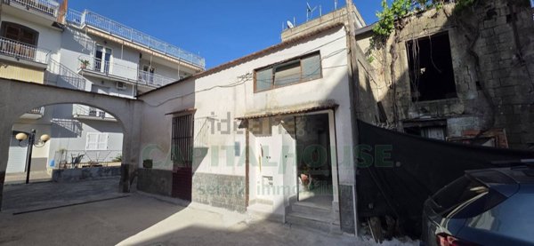 appartamento in vendita a Saviano in zona Sirico