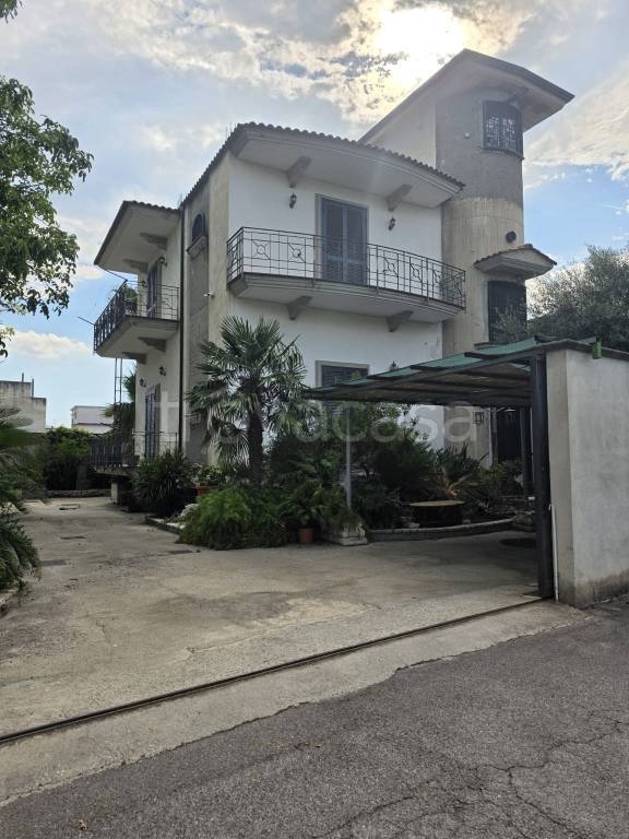 casa indipendente in vendita a Saviano in zona Fressuriello