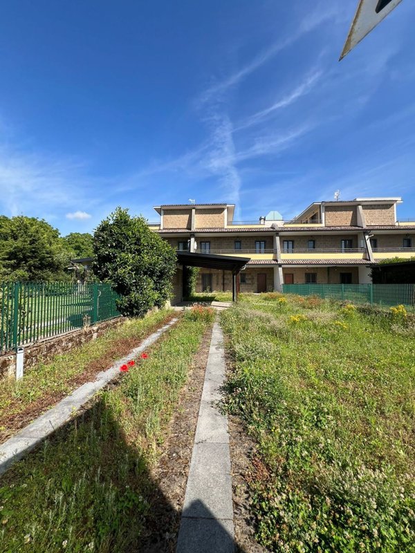 casa indipendente in vendita a Scisciano in zona Camaldoli