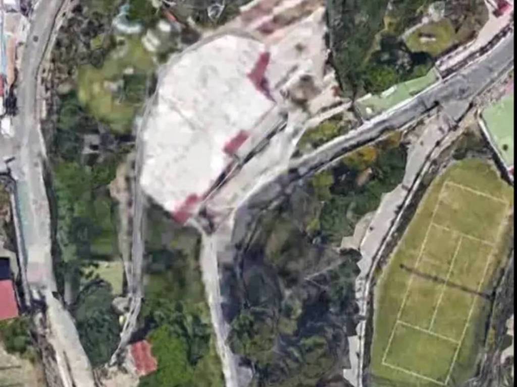casa indipendente in vendita a Serrara Fontana