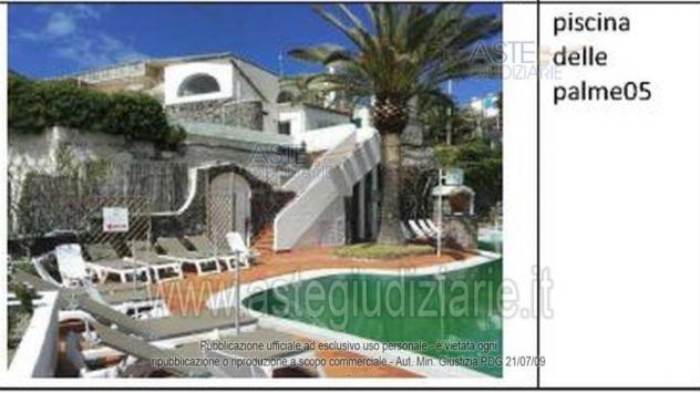 negozio in vendita a Serrara Fontana