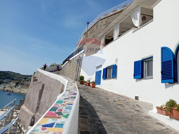 appartamento in vendita a Serrara Fontana