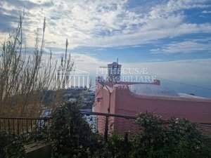 casa indipendente in vendita a Serrara Fontana
