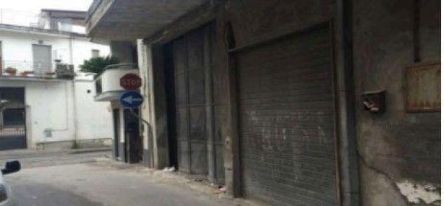 locale commerciale in vendita a Somma Vesuviana