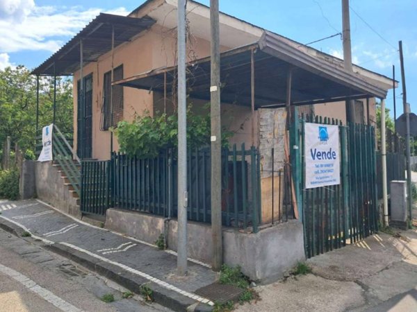 casa indipendente in vendita a Somma Vesuviana in zona San Sossio