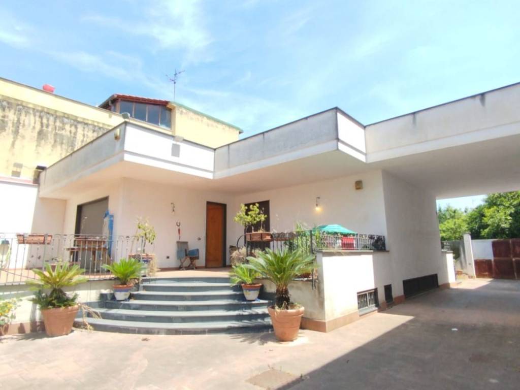 casa indipendente in vendita a Somma Vesuviana in zona Marigliano