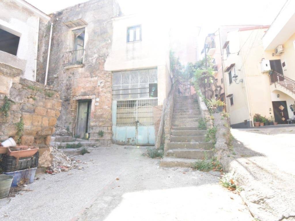 casale in vendita a Somma Vesuviana