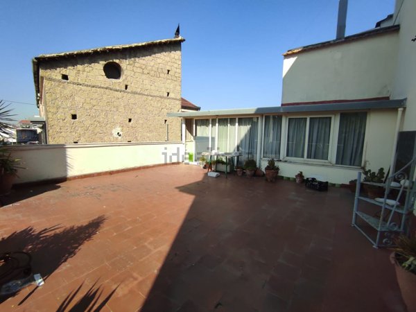 appartamento in vendita a Somma Vesuviana in zona Mercato Vecchio