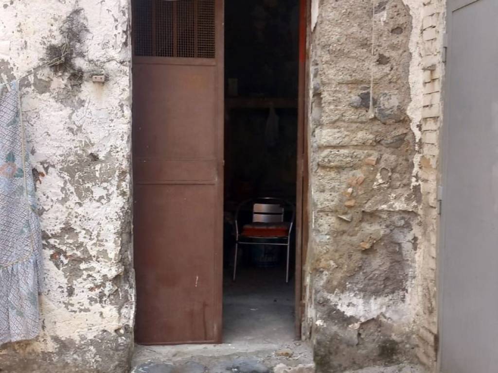 locale commerciale in vendita a Somma Vesuviana