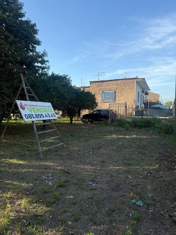 casa indipendente in vendita a Somma Vesuviana in zona Santa Maria del Pozzo