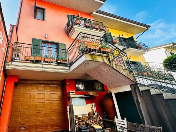 casa indipendente in vendita a Somma Vesuviana in zona Marigliano