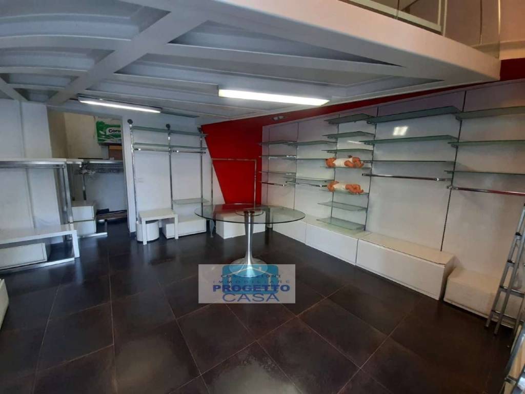 negozio in vendita a Somma Vesuviana