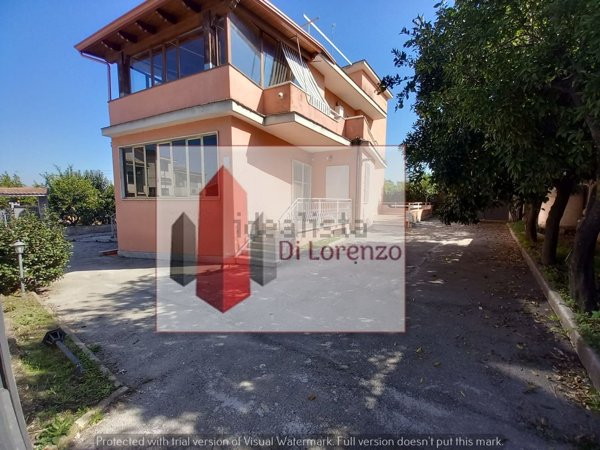 casa indipendente in vendita a Somma Vesuviana in zona Rione Trieste