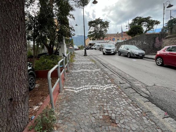 negozio in vendita a Somma Vesuviana