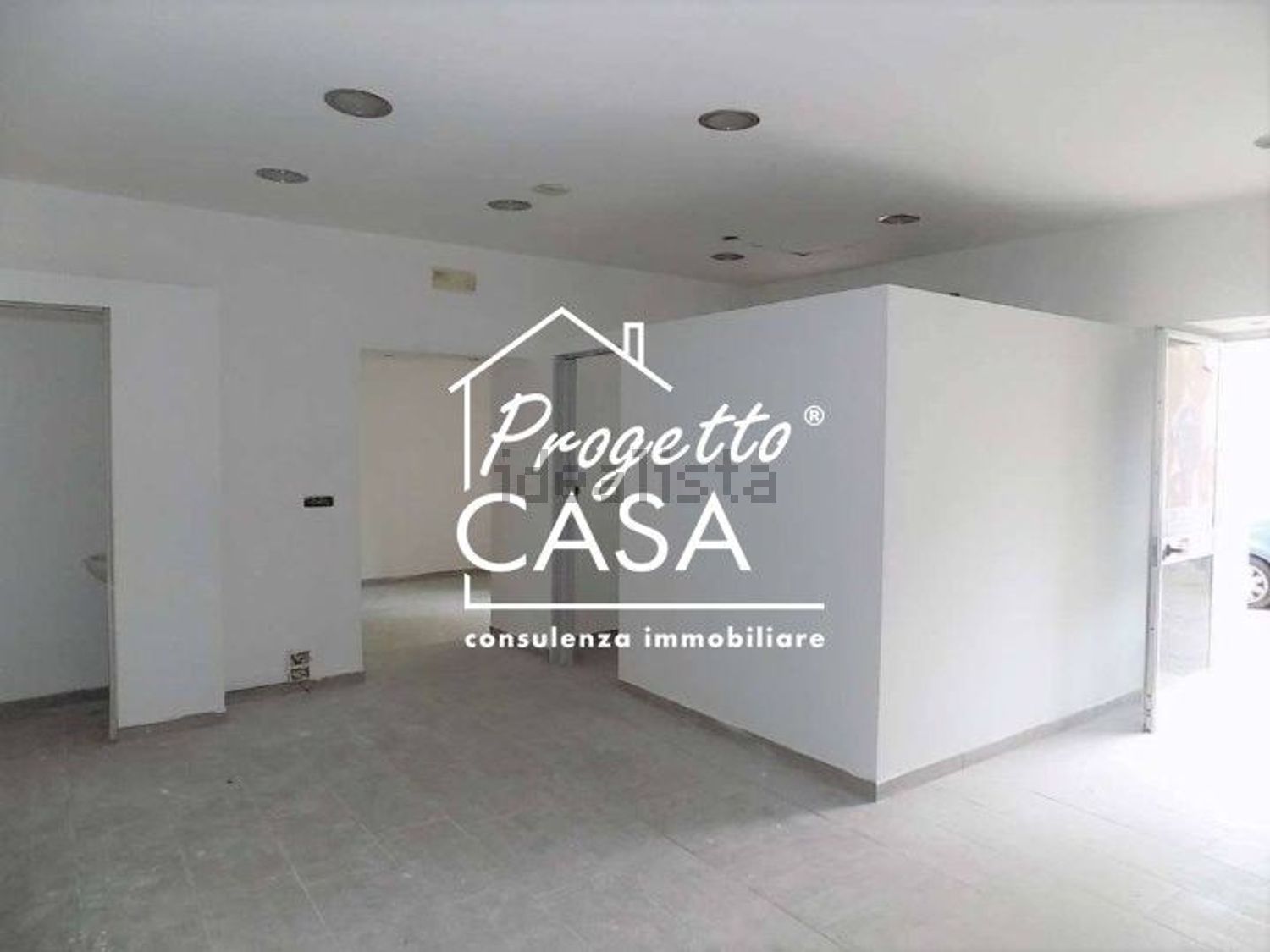 locale commerciale in vendita a Somma Vesuviana