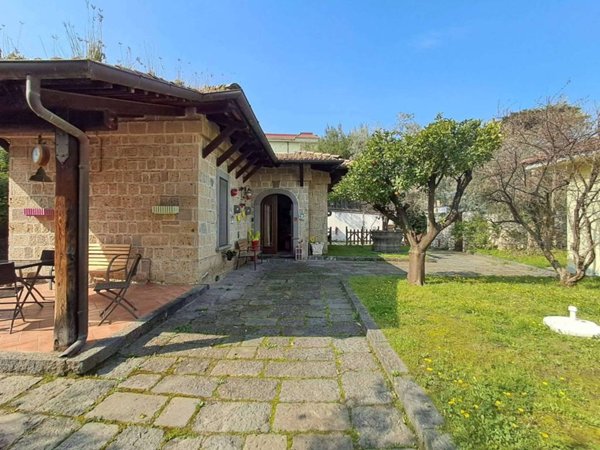 casa indipendente in vendita a Somma Vesuviana