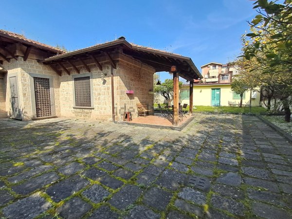 casa indipendente in vendita a Somma Vesuviana