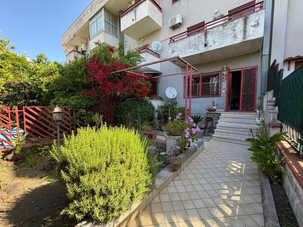 casa indipendente in vendita a Somma Vesuviana