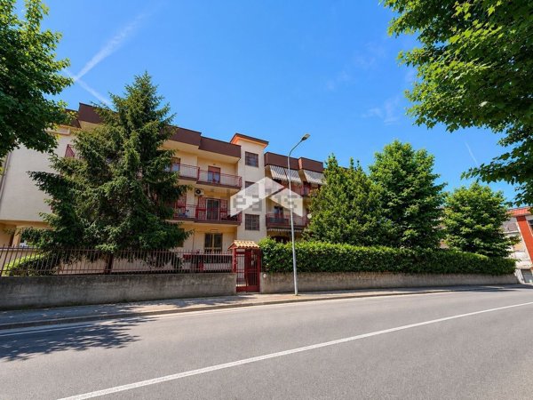 appartamento in vendita a Somma Vesuviana in zona Mercato Vecchio