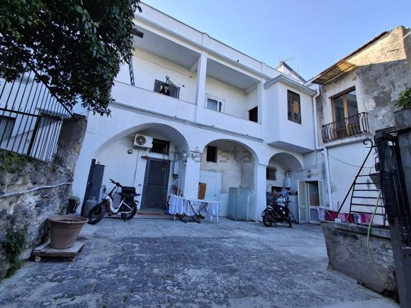 appartamento in vendita a Somma Vesuviana in zona Marigliano