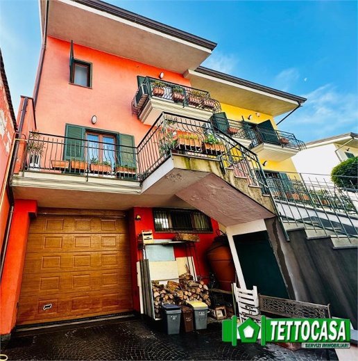 casa indipendente in vendita a Somma Vesuviana in zona Marigliano