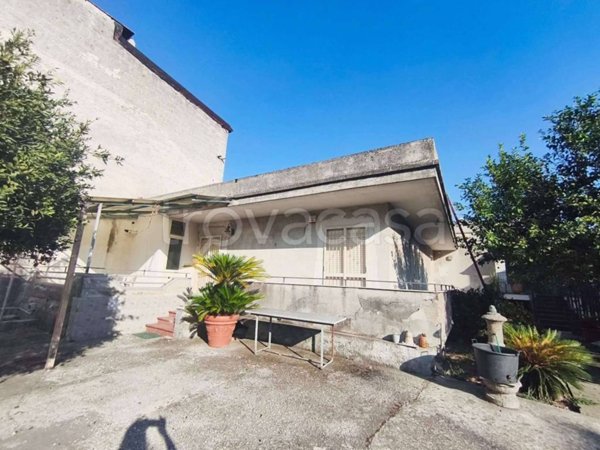 casa indipendente in vendita a Somma Vesuviana in zona San Sossio