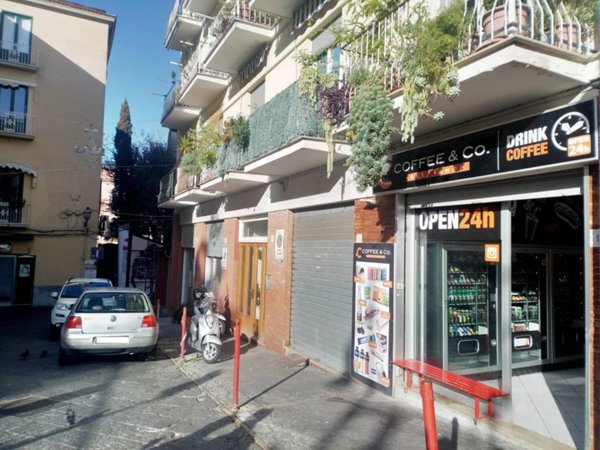 negozio in vendita a Sorrento