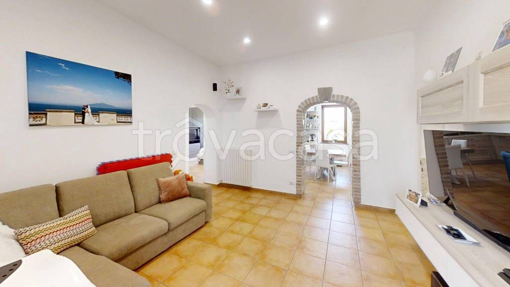 appartamento in vendita a Sorrento in zona Priora