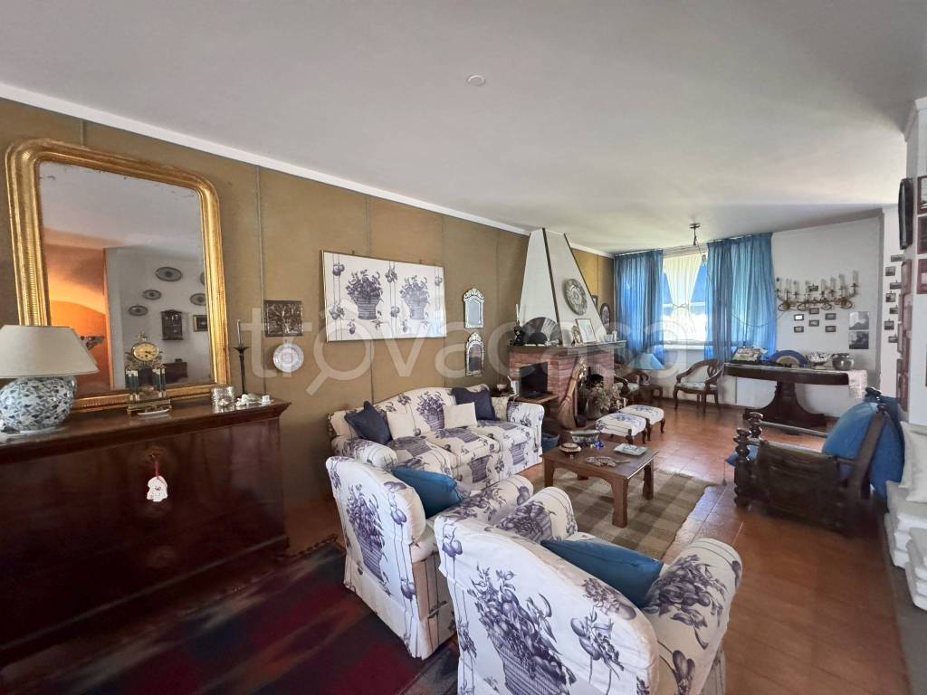 casa indipendente in vendita a Sorrento