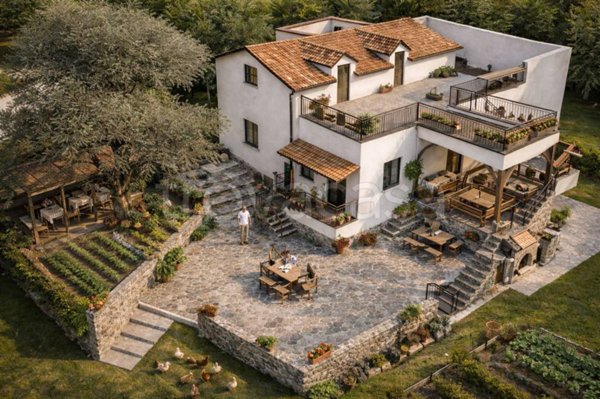 casa indipendente in vendita a Sorrento