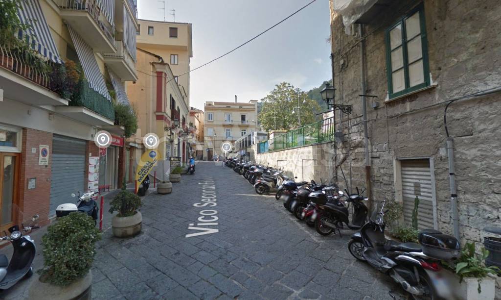 negozio in vendita a Sorrento