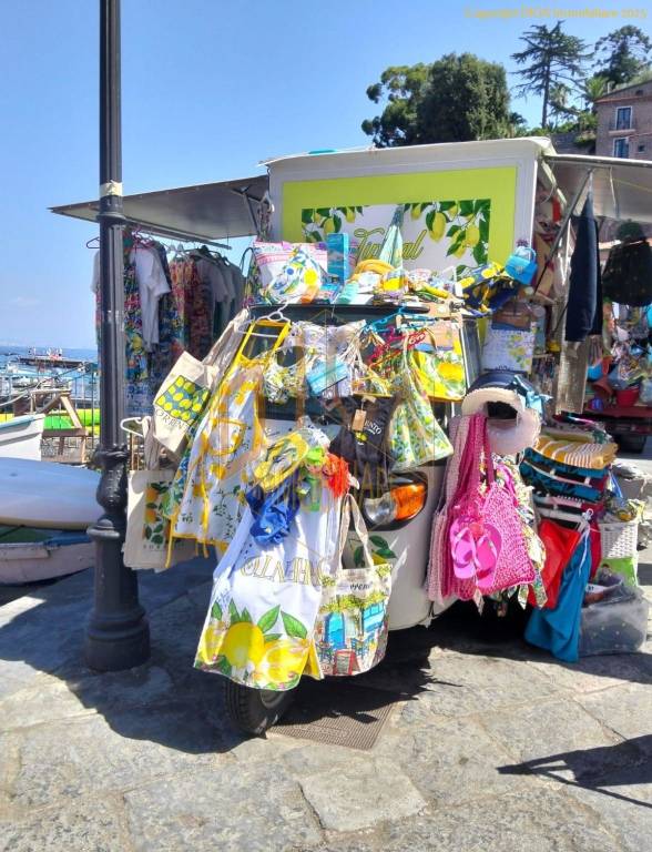 negozio in vendita a Sorrento