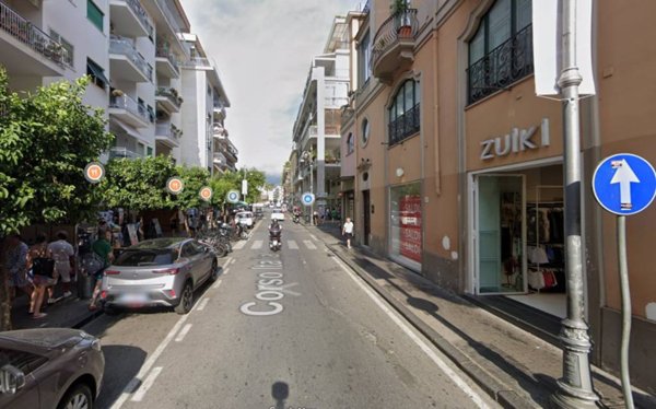 negozio in vendita a Sorrento