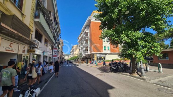 negozio in vendita a Sorrento