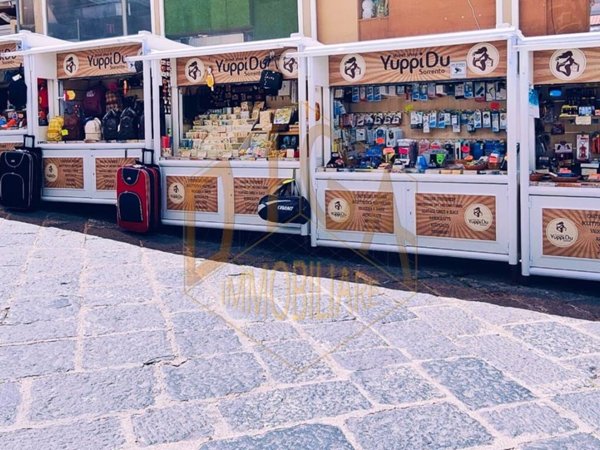 negozio in vendita a Sorrento