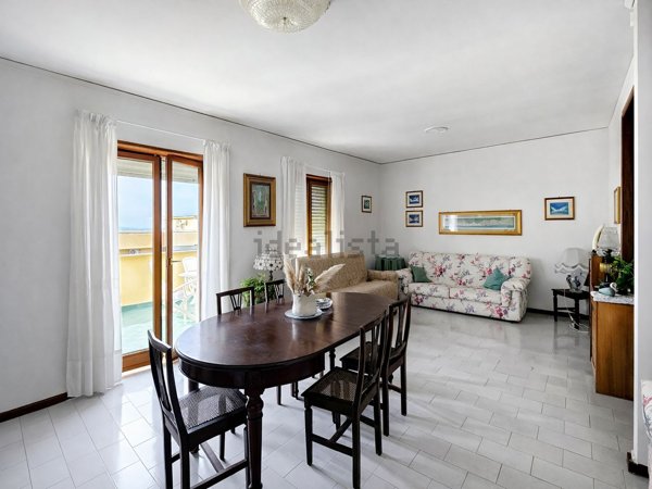 appartamento in vendita a Sorrento in zona Cesarano