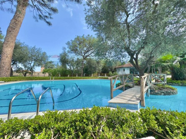appartamento in vendita a Sorrento in zona Santa Lucia