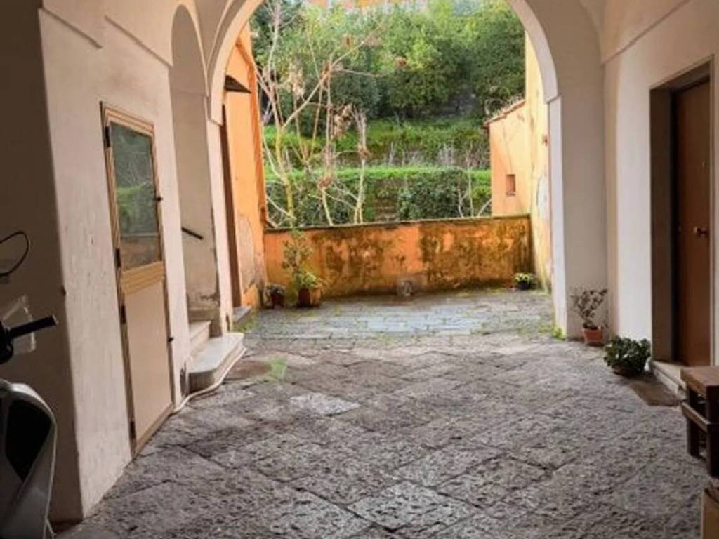 appartamento in vendita a Sorrento in zona Santa Lucia