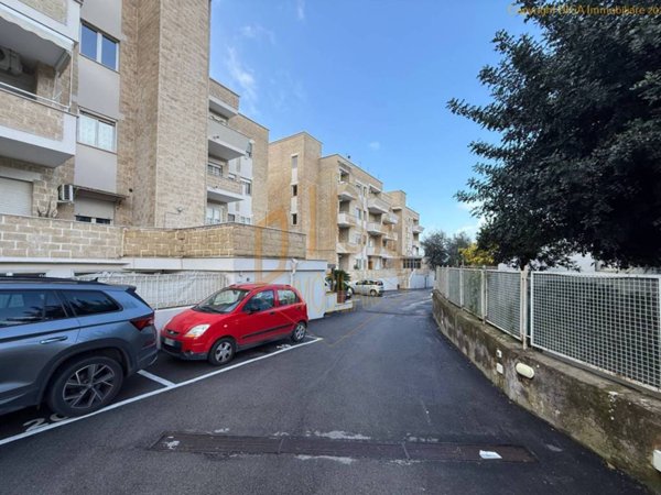appartamento in vendita a Sorrento in zona Casarlano