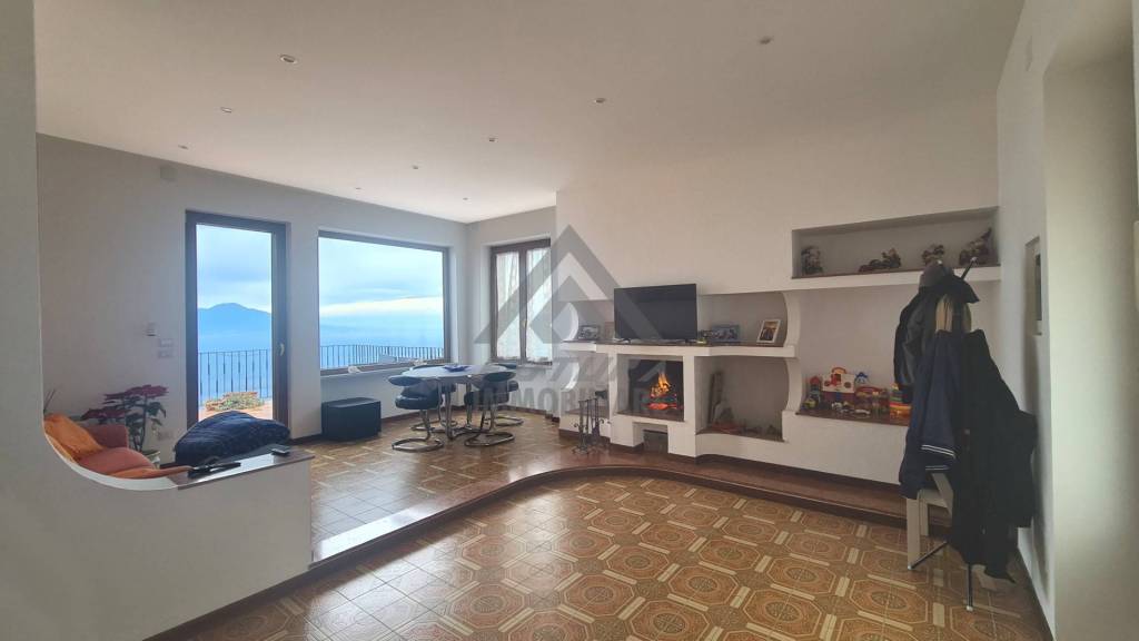 appartamento in vendita a Sorrento in zona Priora